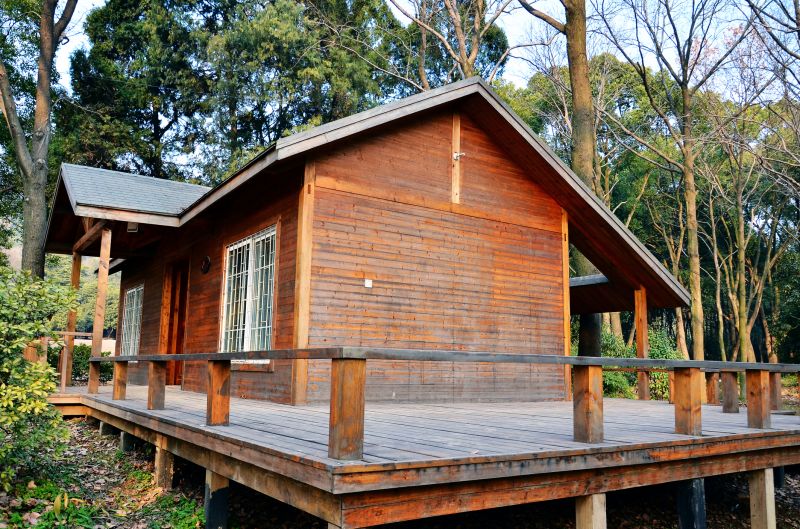Log Home Weatherproofing in Kitsap County, WA